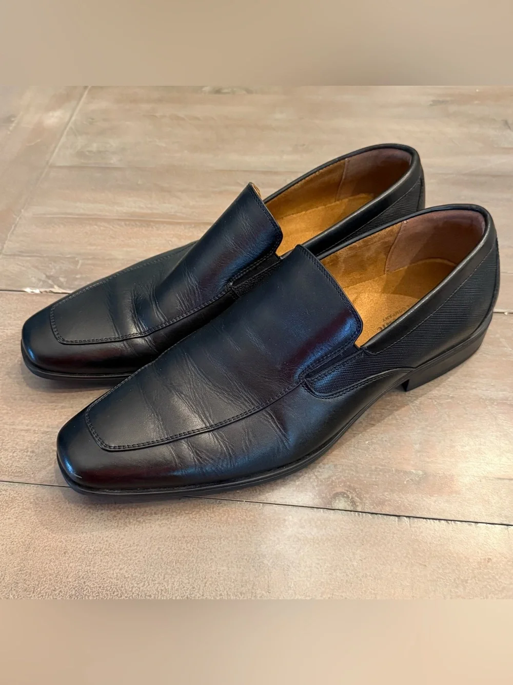 Florsheim Men's Postino Moc Toe Venetian Leather Black Slip OnSize 11 EUC